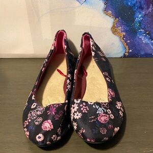 Basic Edition Floral Ballet Flats